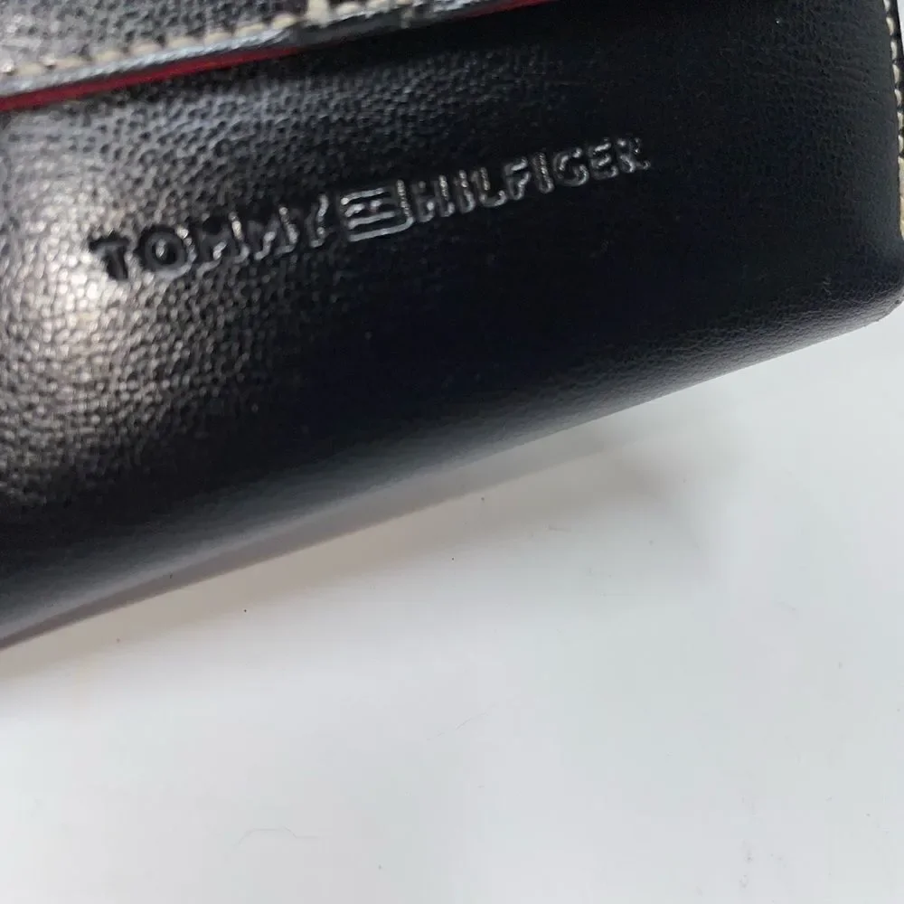 Tommy Hilfiger Black Leather Wallet